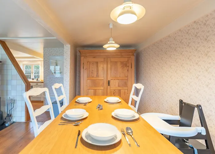 Vakantiehuis Luettje Huus 1875 *